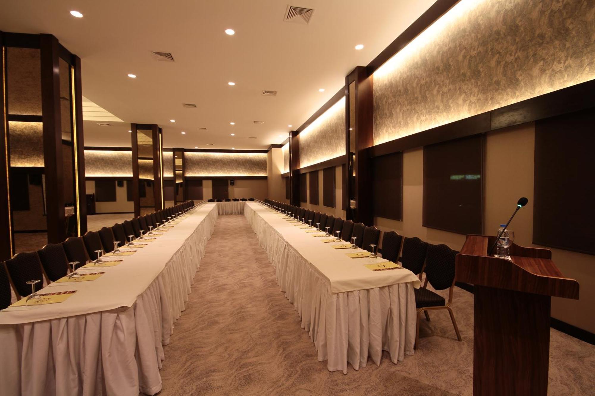 Grand Hotel Gaziantep Kültér fotó