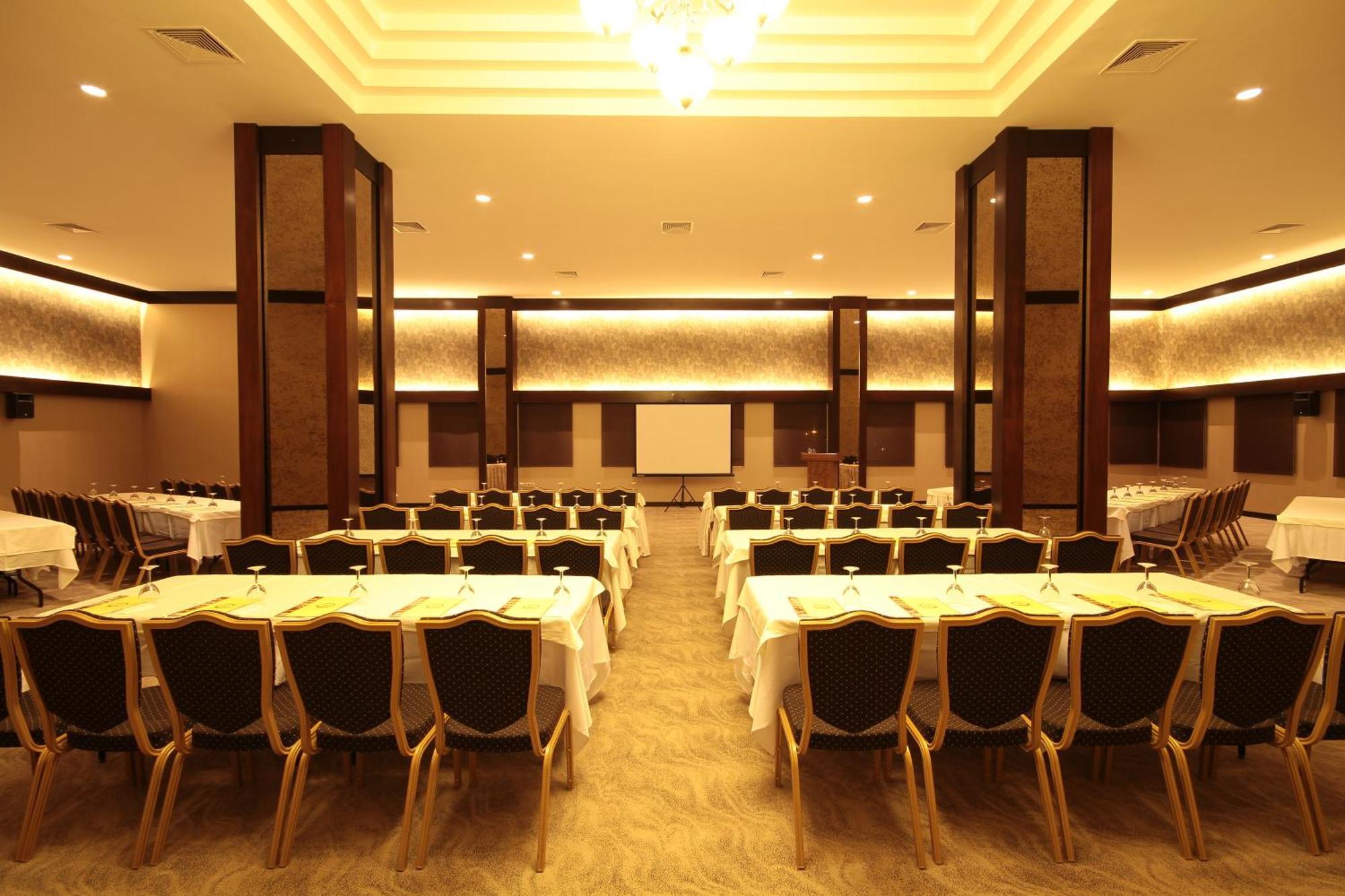 Grand Hotel Gaziantep Kültér fotó